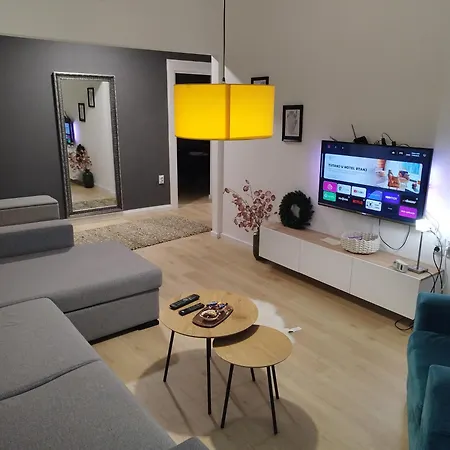 Home Apartment Nis Exterior photo